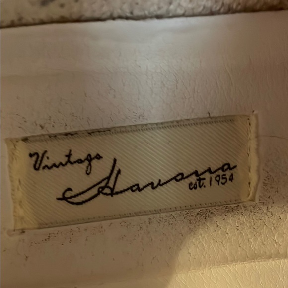 Vintage Havana White and Black Sneakers Retro Style - Picture 4 of 9